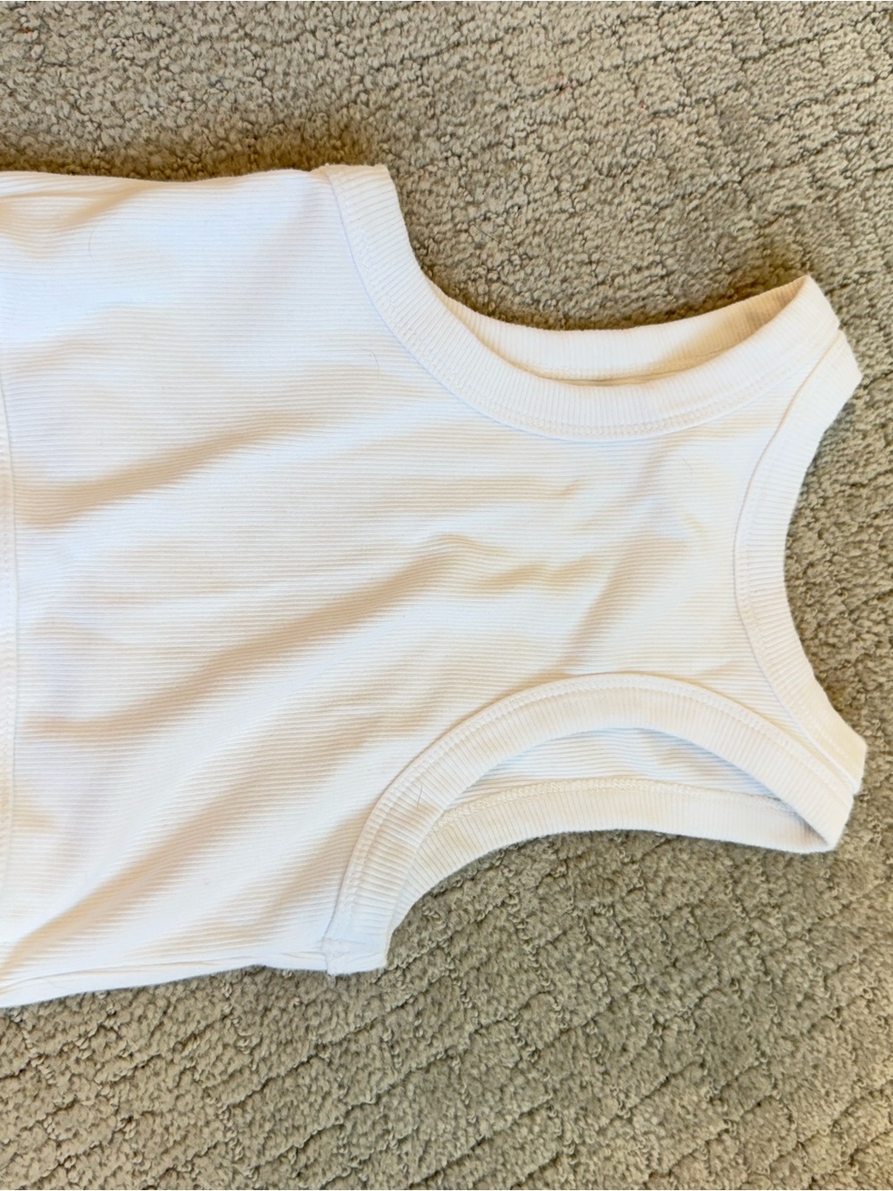 Amazon White Ribbed Crop Tank Top - Picture 2 of 2